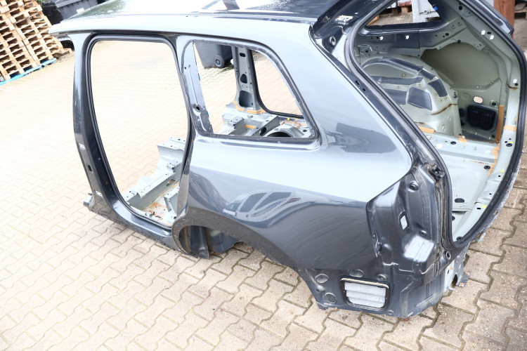VOLVO XC90 II ĆWIARTKA BŁOTNIK LEWA TYŁ 492-46