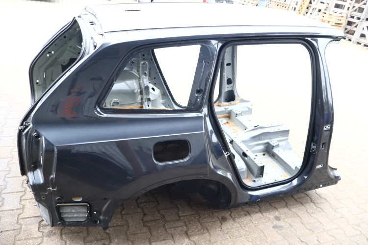 VOLVO XC90 II ĆWIARTKA BŁOTNIK PRAWA TYŁ 492-46