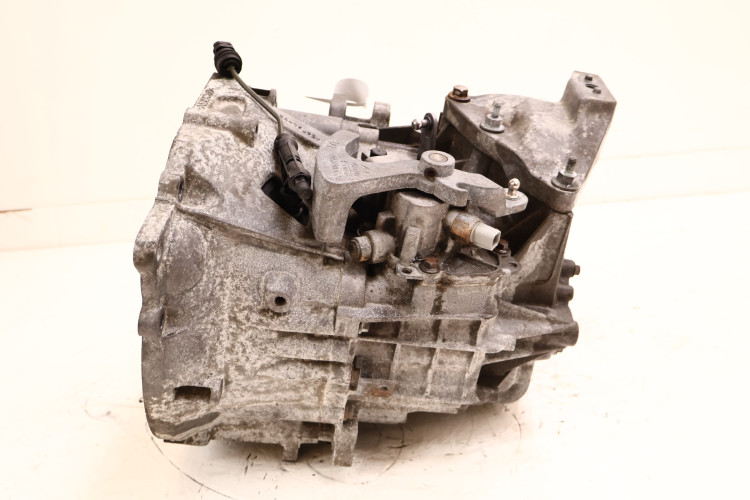 VOLVO V70 SKRZYNIA BIEGÓW MANUALNA 2.0D 8G9R-7002-RC
