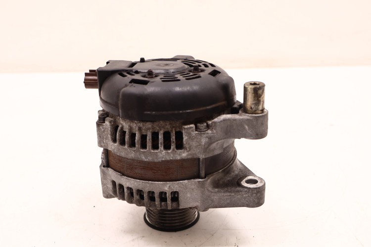 VOLVO ALTERNATOR 104210-3523