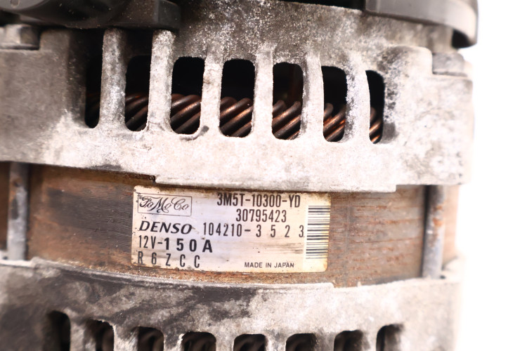 VOLVO ALTERNATOR 104210-3523