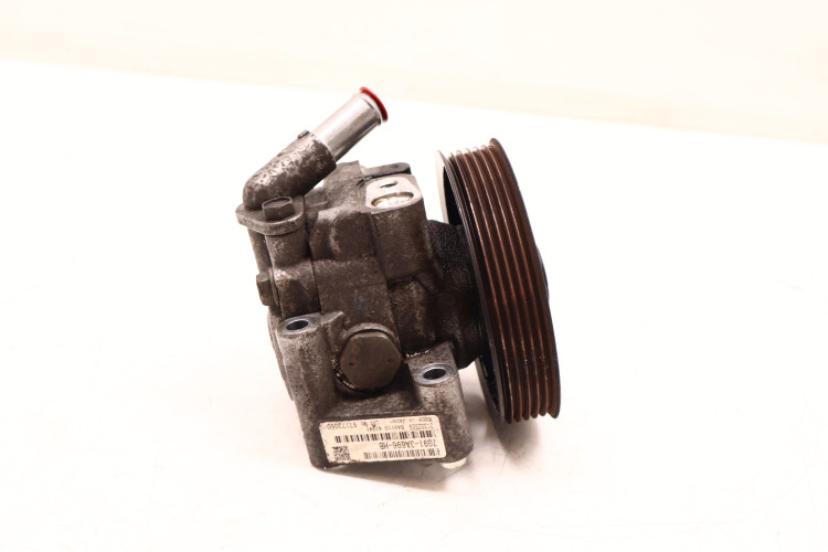VOLVO V70 POMPA WSPOMAGANIA 31302569