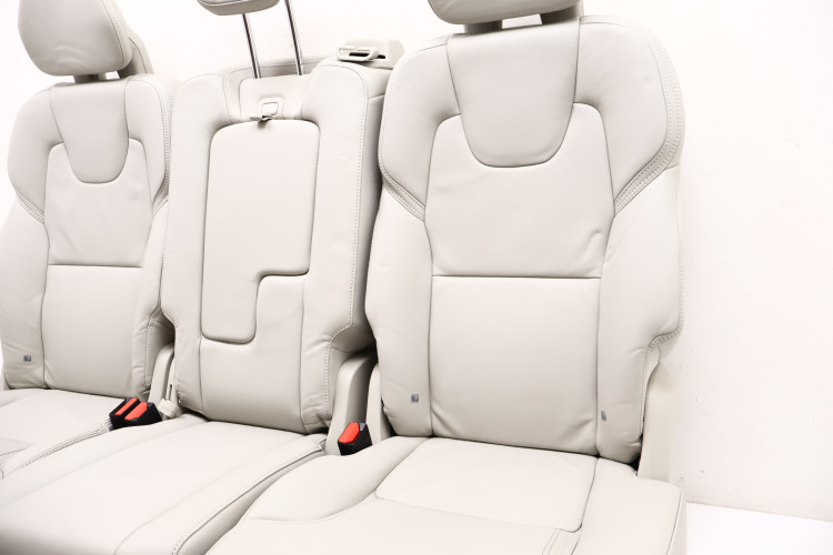 VOLVO XC90 II FOTELE 2 RZĄD 31467131, 3222647, 31467130, 3222646