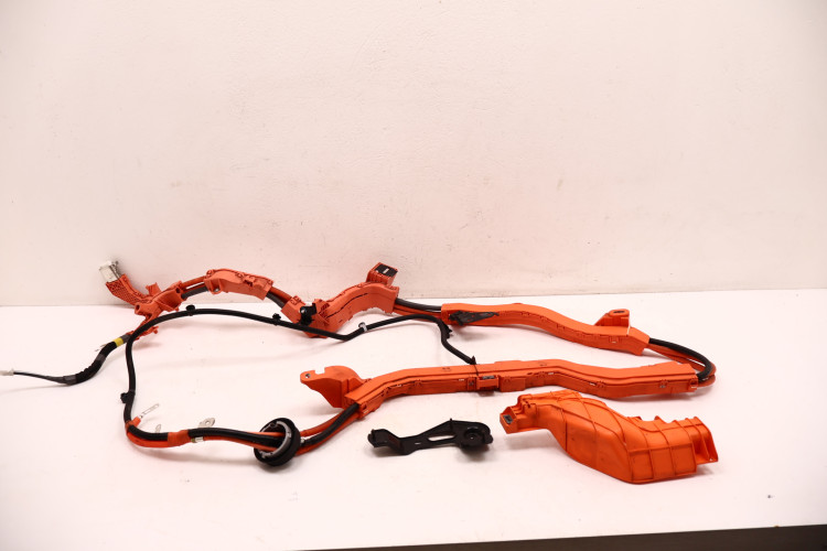 TOYOTA RAV4 IV 2.5 HYBRID WIĄZKA INSTALACJI BATERII 8216542070