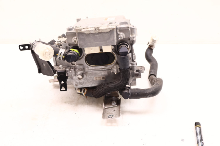 TOYOTA RAV4 IV 2.5 HYBRID INWERTER KONWERTER FALOWNIK PRZETWORNICA G9270-78010