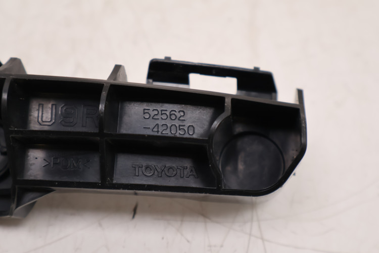 TOYOTA RAV4 IV ŚLIZG ZDERZAKA PRAWY TYŁ 52562-42050