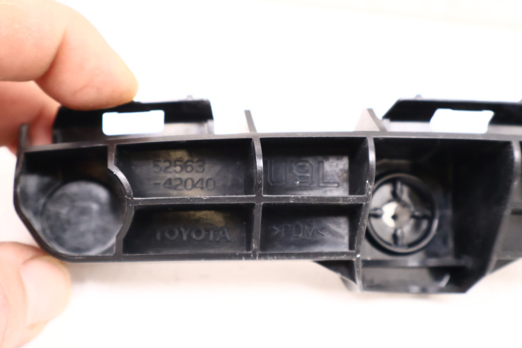 TOYOTA RAV4 IV ŚLIZG ZDERZAKA LEWY TYŁ 52563-42040