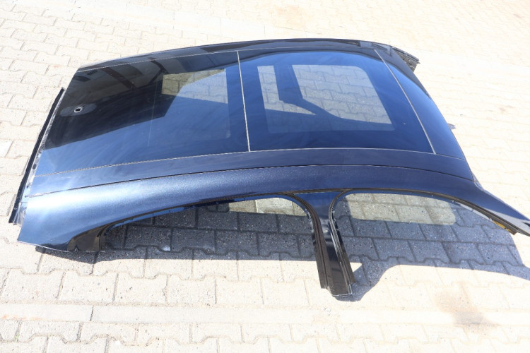 MASERATI GRECALE DACH PANORAMA