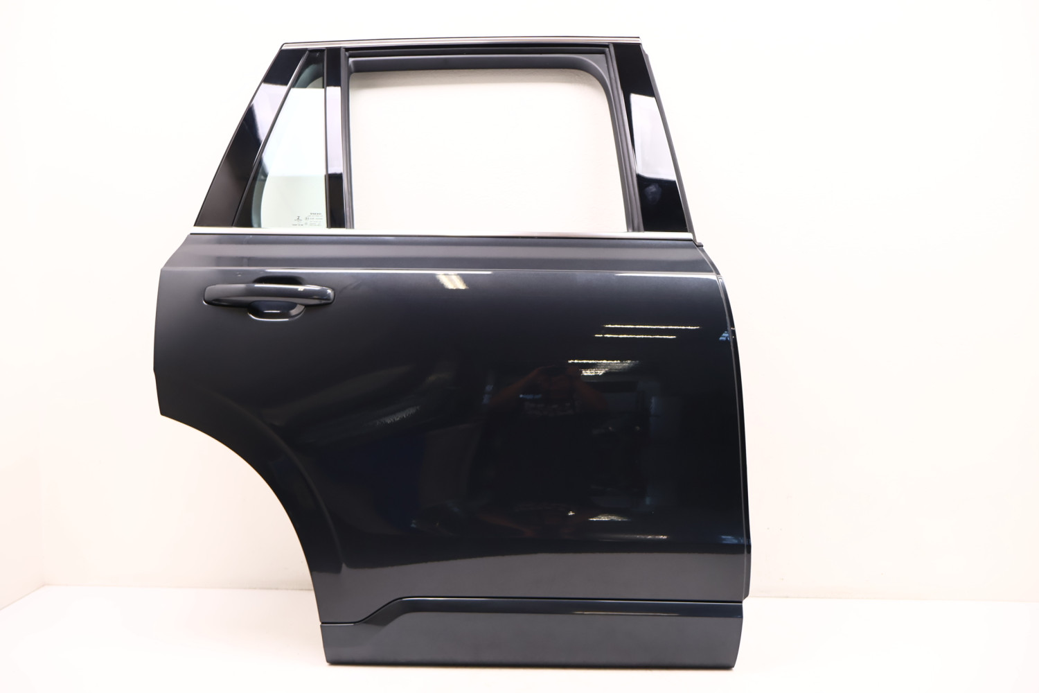 VOLVO XC90 II DRZWI PRAWE TYŁ 492-46