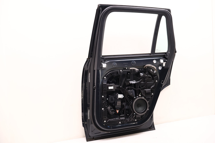 VOLVO XC90 II DRZWI PRAWE TYŁ 492-46