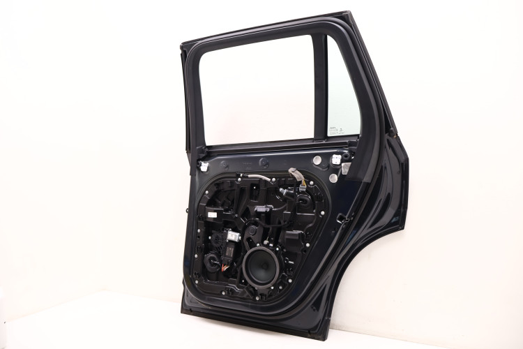 VOLVO XC90 II DRZWI PRAWE TYŁ 492-46