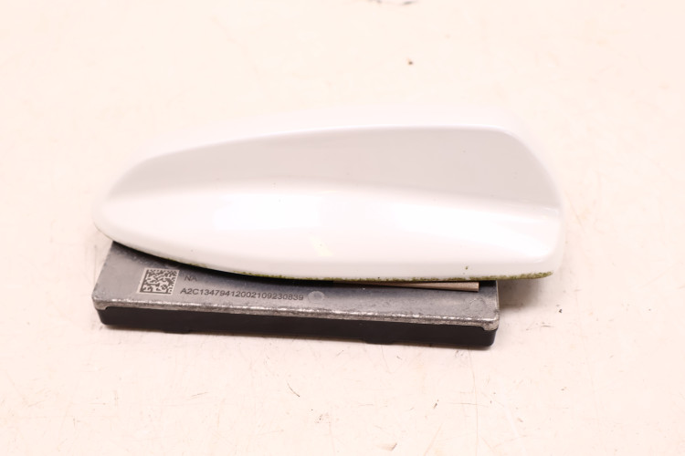 VOLVO V60 II PŁETWA ANTENA DACHOWA 707 39826452, 32334153