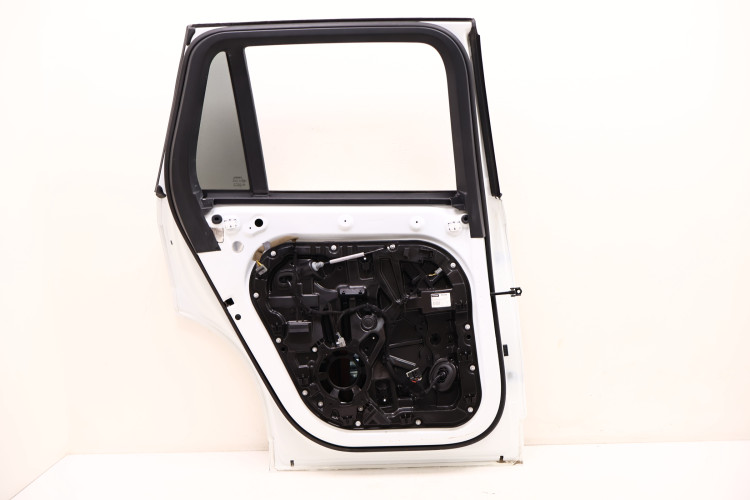 VOLVO XC90 II DRZWI LEWE TYŁ 707-46