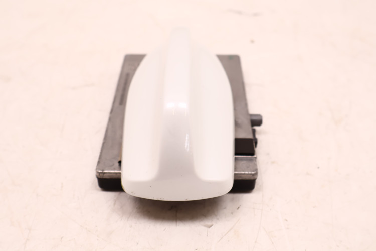 VOLVO V60 II PŁETWA ANTENA DACHOWA 707 39826452, 32334153