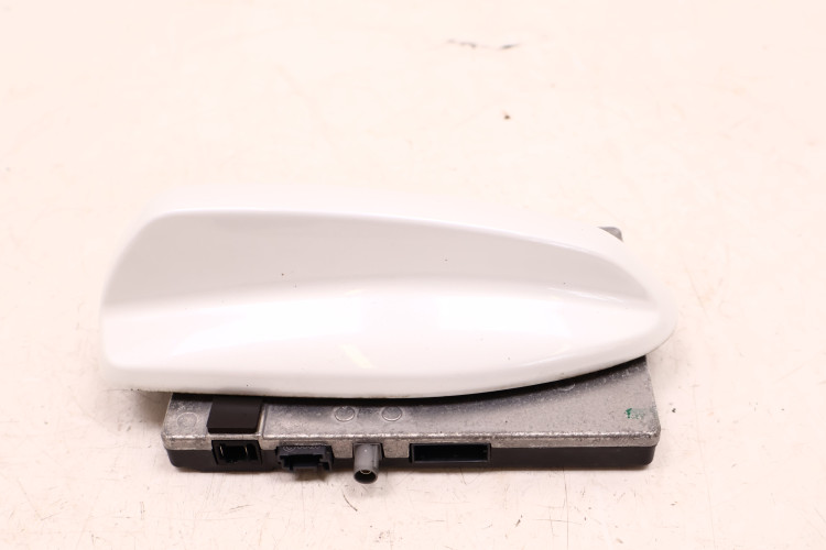 VOLVO V60 II PŁETWA ANTENA DACHOWA 707 39826452, 32334153