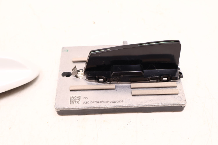 VOLVO V60 II PŁETWA ANTENA DACHOWA 707 39826452, 32334153