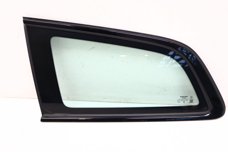 VOLVO V60 II SZYBA KAROSERYJNA LEWA 21R