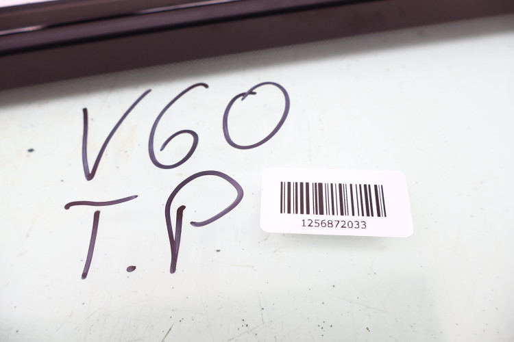 VOLVO V60 II SZYBA KAROSERYJNA PRAWA 21R
