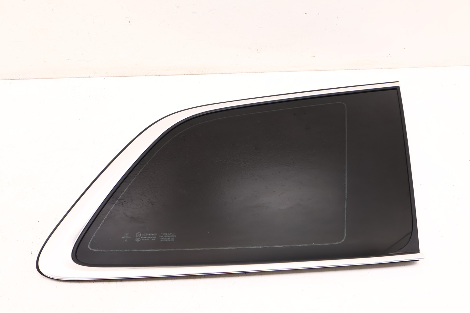 VOLVO XC90 II SZYBA KAROSERYJNA PRAWA 31468144 17R