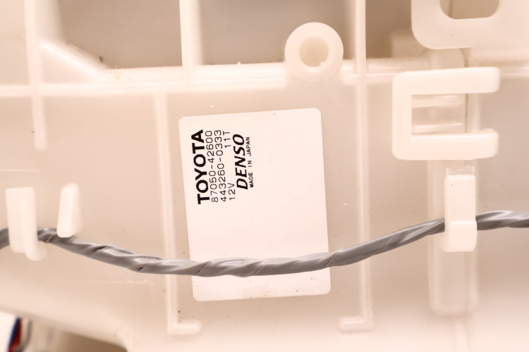 TOYOTA RAV4 IV LIFT NAGRZEWNICA 87050-42600, 94800-022, 87010-42760