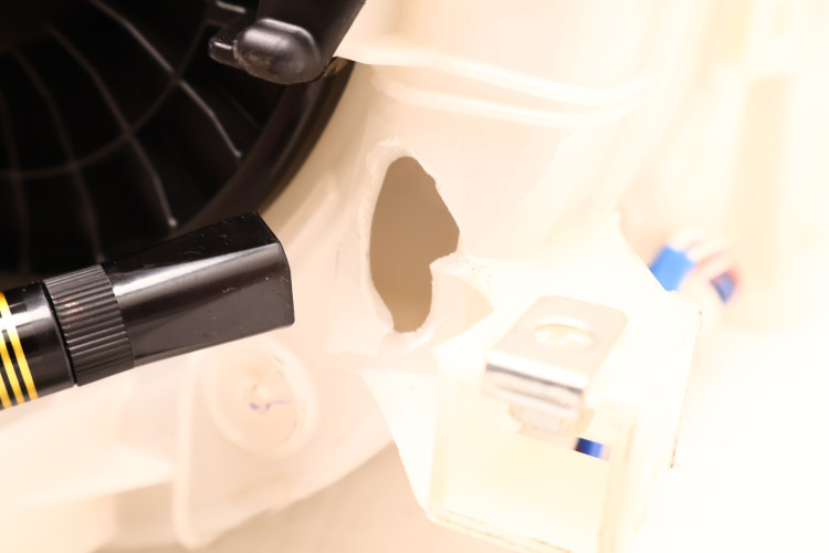 TOYOTA RAV4 IV LIFT NAGRZEWNICA 87050-42600, 94800-022, 87010-42760