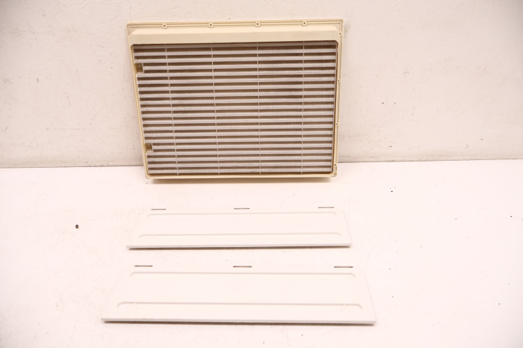 KAMPER PRZYCZEPA KEMPINGOWA KRATKA WENTYLACYJNA DOMETIC 48 CM X 37 CM 45 CM X 33,5 CM