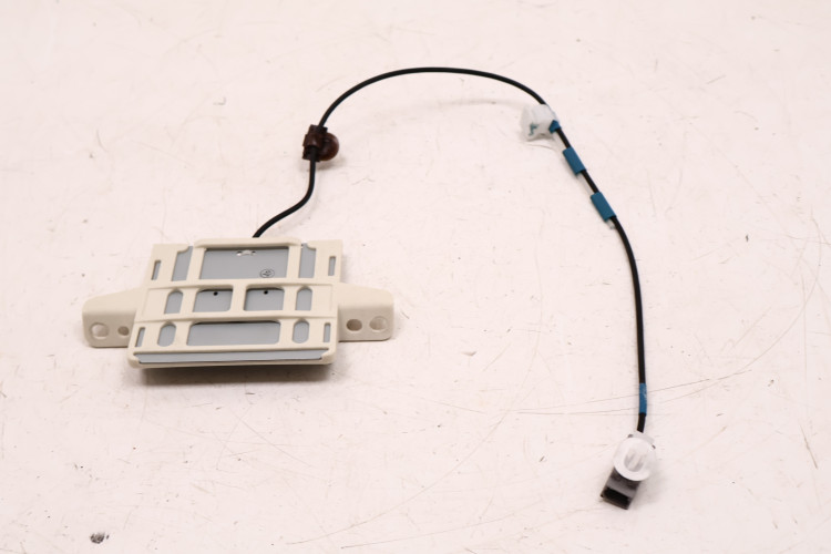 TOYOTA RAV4 IV ANTENA GPS 86860-42042