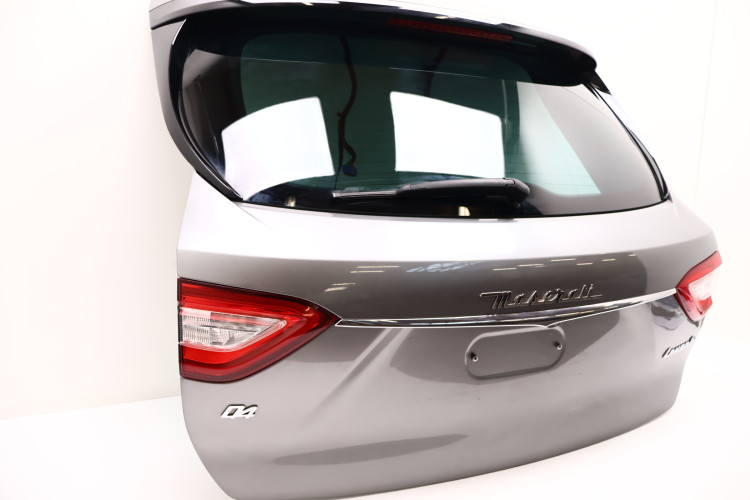 MASERATI LEVANTE KLAPA BAGAŻNIKA 672