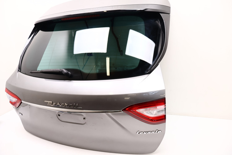 MASERATI LEVANTE KLAPA BAGAŻNIKA 672