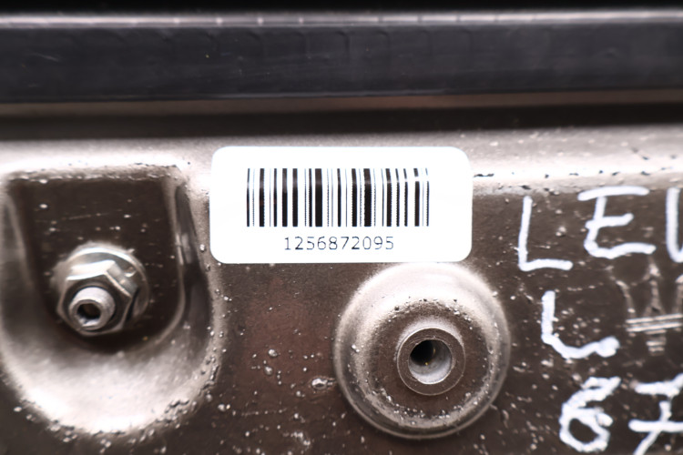 MASERATI LEVANTE DRZWI LEWE PRZÓD 672