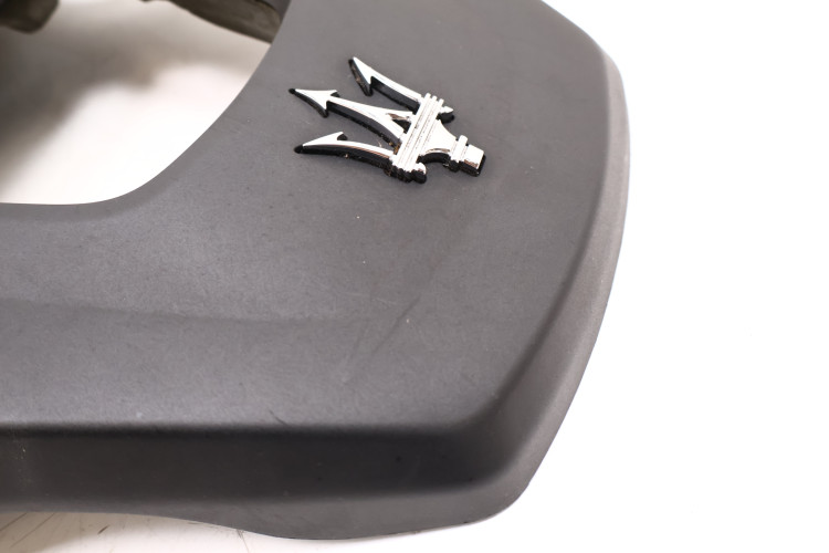 MASERATI LEVANTE OSŁONA SILNIKA 3.0 V6