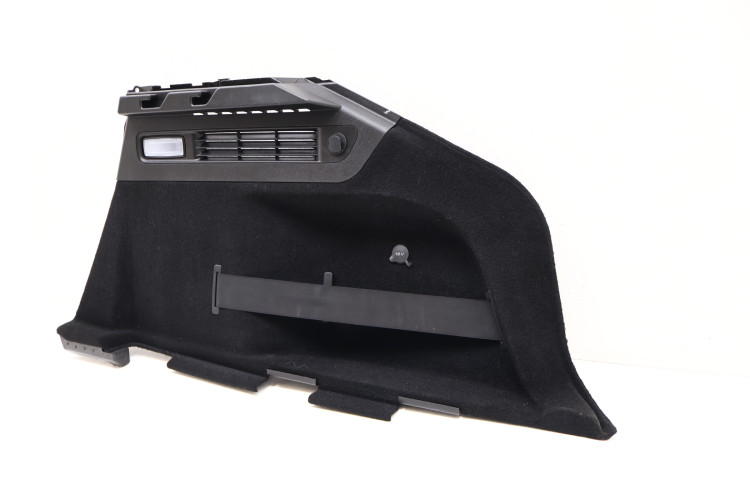 MASERATI LEVANTE Q4 BOCZEK BAGAŻNIKA PRAWY 670040381