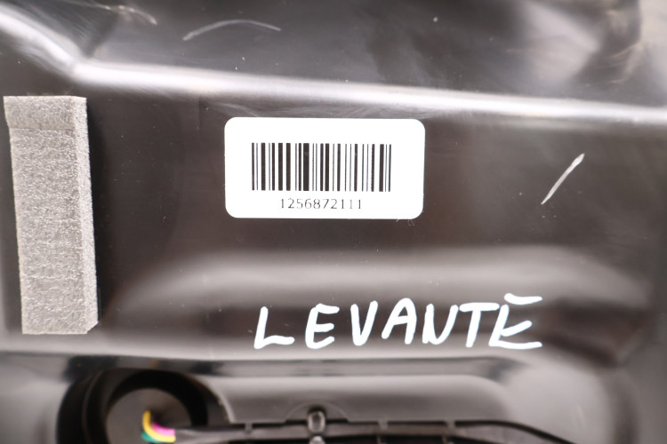 MASERATI LEVANTE GŁOŚNIK SUBWOOFER 27500027