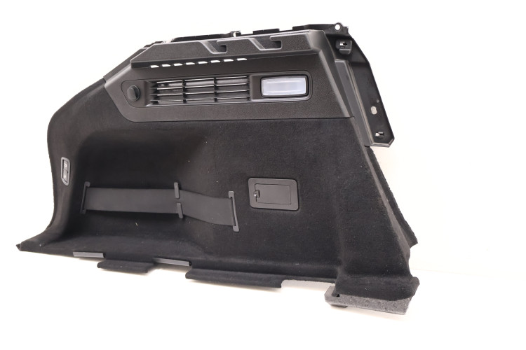 MASERATI LEVANTE Q4 BOCZEK BAGAŻNIKA LEWY 670040382