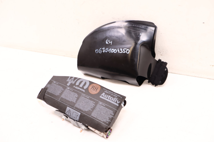 MASERATI LEVANTE AIRBAG FOTELA PRAWY 06701004350