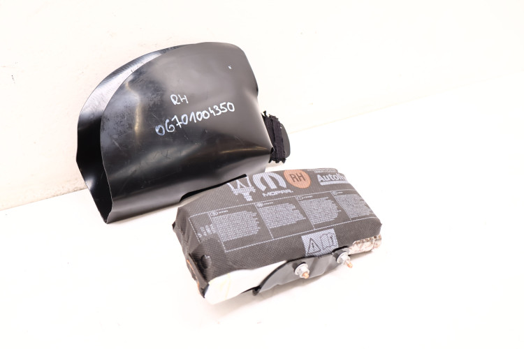 MASERATI LEVANTE AIRBAG FOTELA PRAWY 06701004350