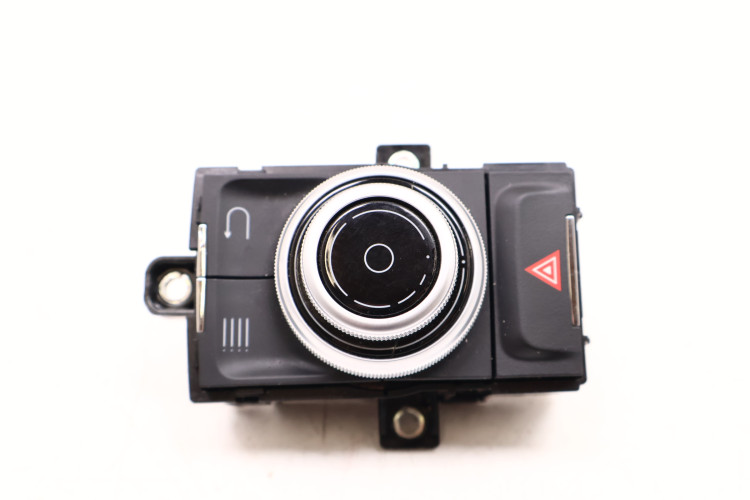 MASERATI LEVANTE PANEL STEROWANIA IDRIVE 670087463