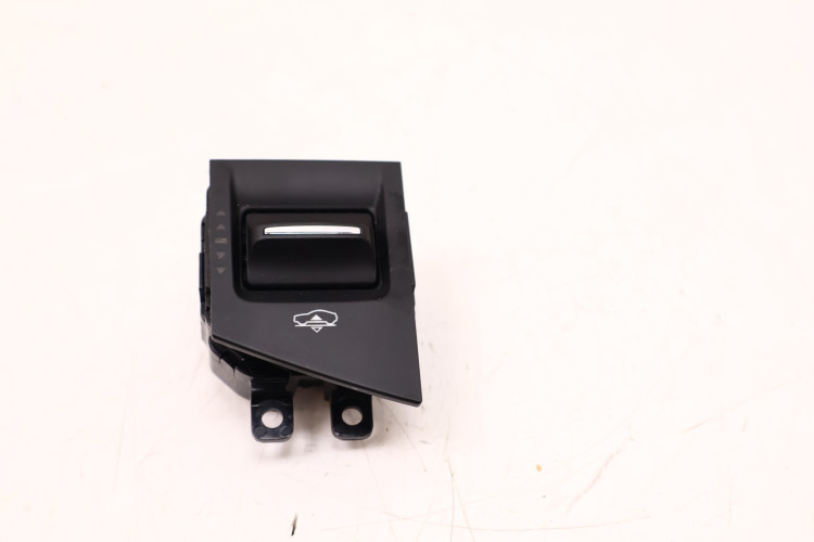 MASERATI LEVANTE PRZYCISK PRZEŁĄCZNIK ZAWIESZENIA