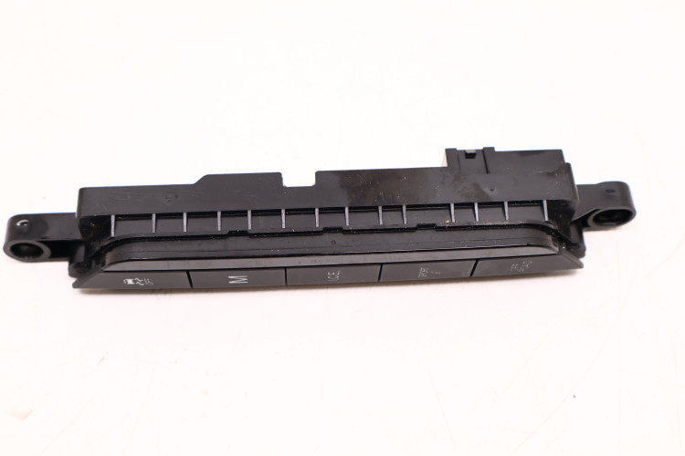 MASERATI LEVANTE PANEL PRZEŁĄCZNIK ZAWIESZENIA