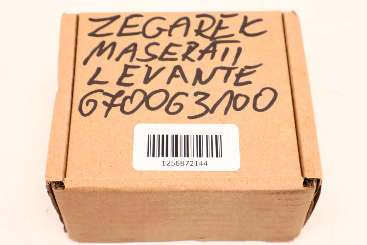 MASERATI LEVANTE ZEGAR ZEGAREK DESKI ROZDZIELCZEJ 670063100