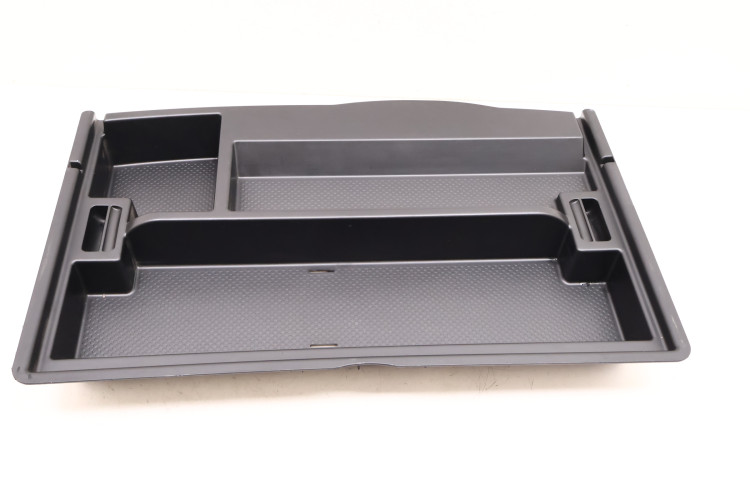 MASERATI LEVANTE MATA WYKŁADZINA SCHOWEK BAGAŻNIKA 670040700