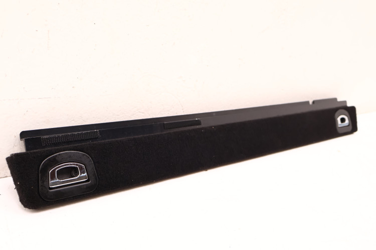 MASERATI LEVANTE WYKŁADZINA BAGAŻNIKA LEWA