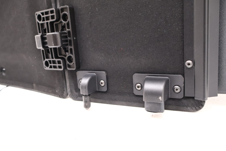 MASERATI LEVANTE PÓŁKA BAGAŻNIKA