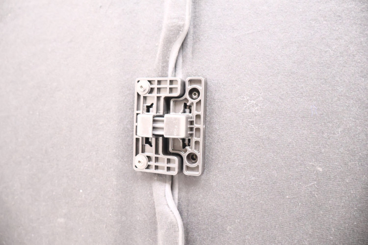 MASERATI LEVANTE PÓŁKA BAGAŻNIKA