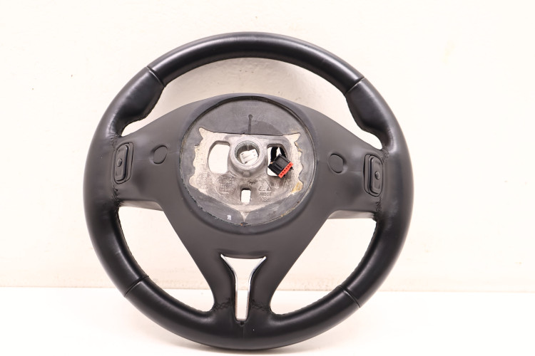 MASERATI LEVANTE KIEROWNICA WIELOFUNKCYJNA