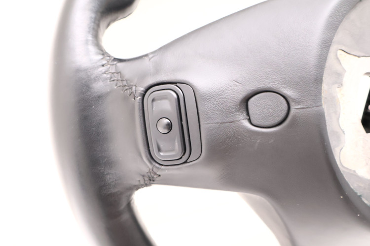 MASERATI LEVANTE KIEROWNICA WIELOFUNKCYJNA