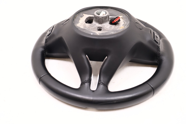 MASERATI LEVANTE KIEROWNICA WIELOFUNKCYJNA