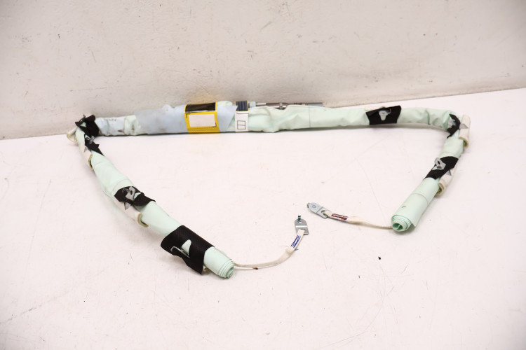 MASERATI LEVANTE KURTYNA AIRBAG PRAWY