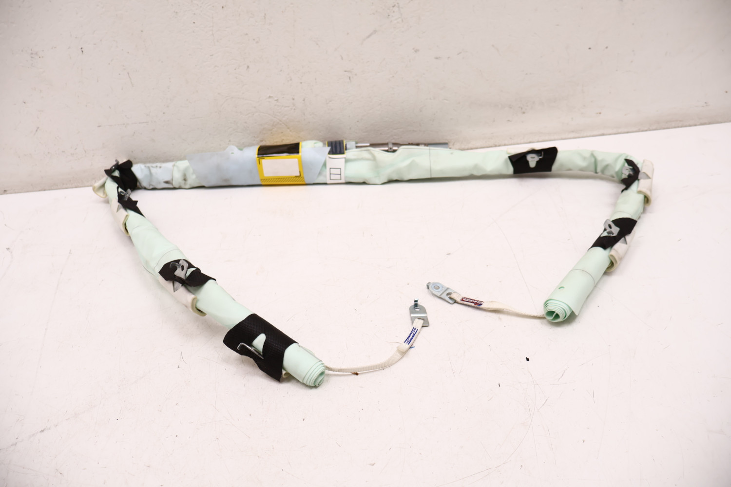 MASERATI LEVANTE KURTYNA AIRBAG PRAWY