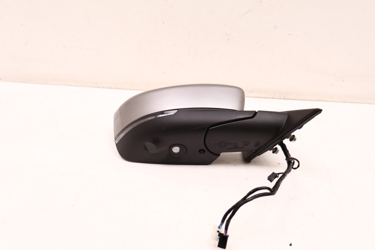 MASERATI LEVANTE LUSTERKO PRAWE 672 20 PIN